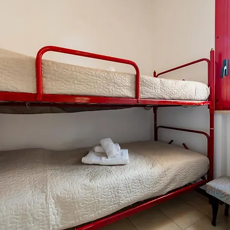 Guesthost - Alba Cozy Flat Near The Sea With Parking شقة ألبا أدرياتيكا
