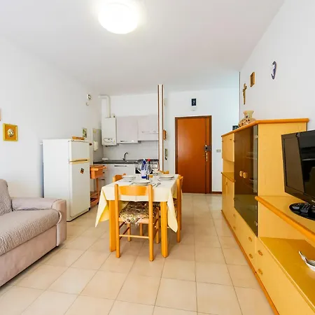 شقة Guesthost - Alba Cozy Flat Near The Sea With Parking *
