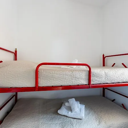 Guesthost - Alba Cozy Flat Near The Sea With Parking ألبا أدرياتيكا